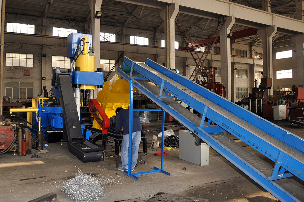 1600廢金屬液壓打包機(jī)